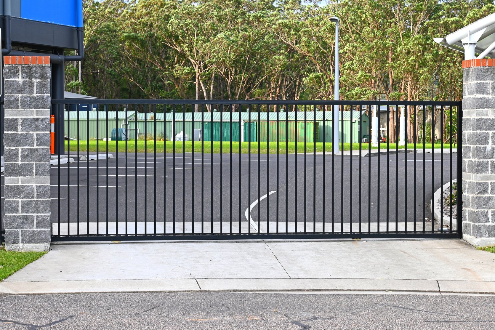 Automatic gate